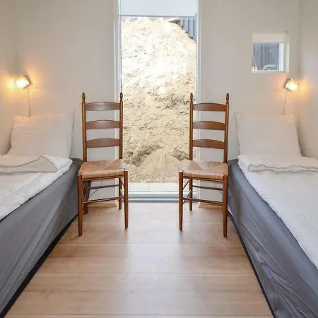 Three-bedroom Holiday In Casa de Férias *