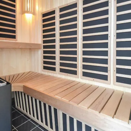 Three-bedroom Holiday In Ebeltoft